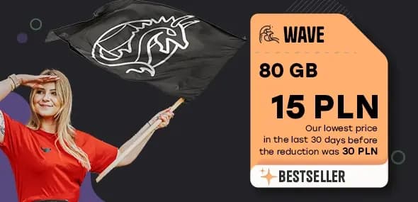 Woman with a Mobile Vikings flag promoting the “Fala” plan: 80 GB for PLN 15